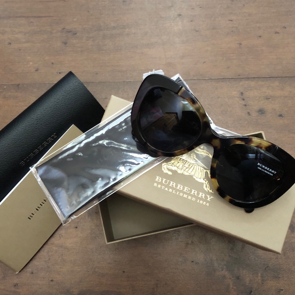BURBERRY 54mm BUTTERFLY SUNGLASSES in HAVANA - Picture 2 of 12